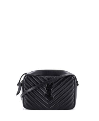 Бывшая в употреблении сумка для фотоаппарата Saint Laurent Small Lou Matelasse из шевронной кожи черного цвета