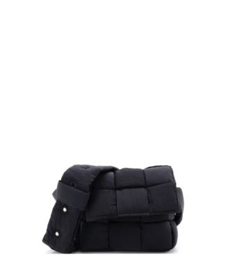 Бывшая в употреблении сумка Bottega Veneta Extra Mini Cassette через плечо Maxi Intrecciato из нейлона черного цвета