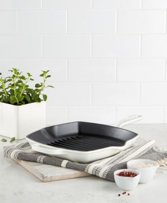 Сковорода-гриль Le Creuset из эмалированного чугуна диаметром 10,25 дюйма со вспомогательной ручкой