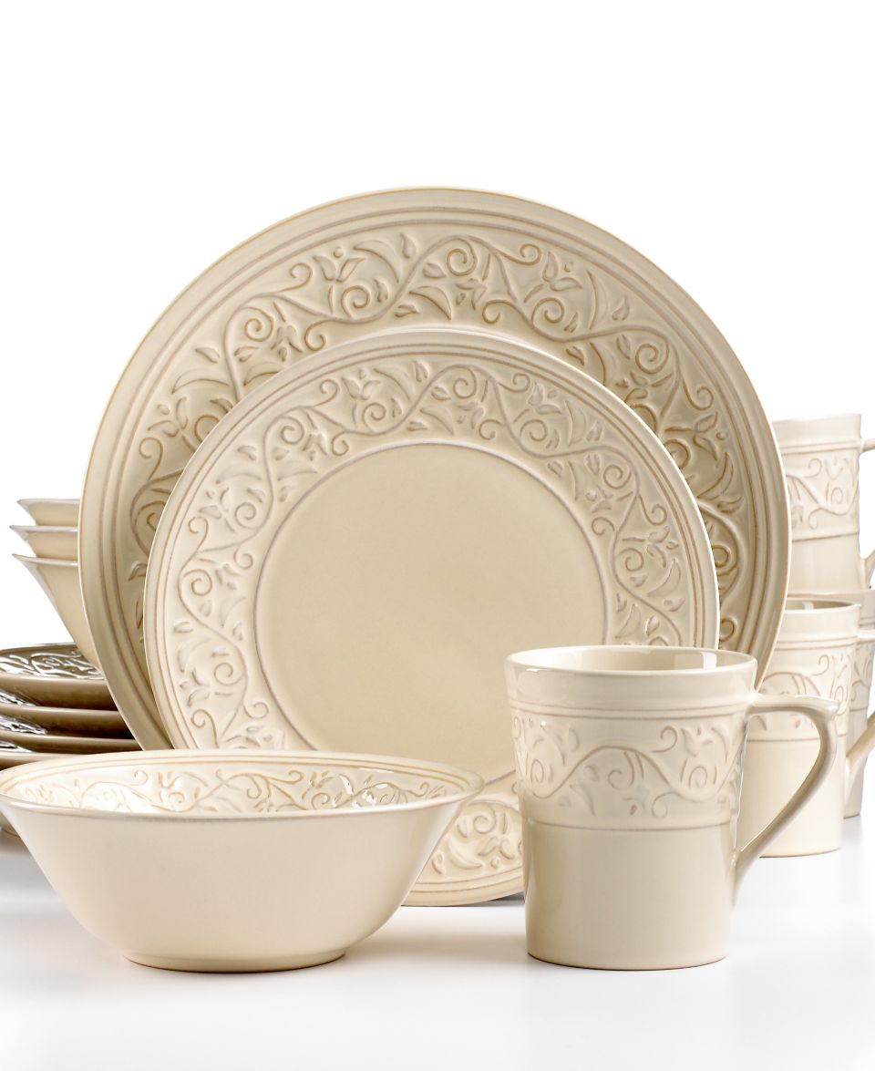 Thomson Pottery Dinnerware, Cape Cod 16 Piece Set   Casual Dinnerware