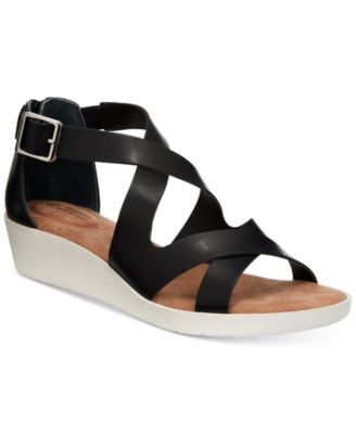 giani bernini memory foam sandals