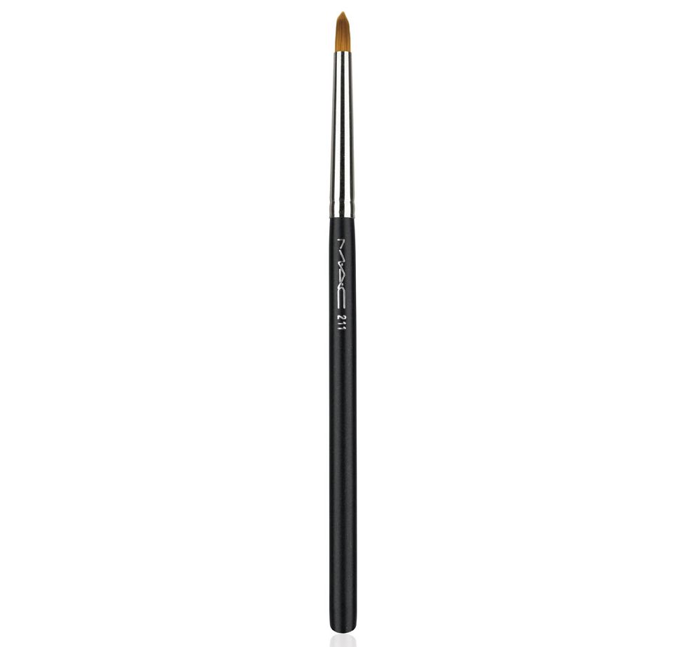MAC 209 Eyeliner Brush   Makeup   Beauty