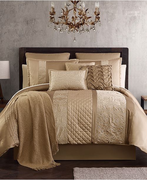Hallmart Collectibles Closeout Malika 200 Thread Count 14 Pc California King Comforter Set Created For Macy S Reviews Bed In A Bag Bed Bath Macy S