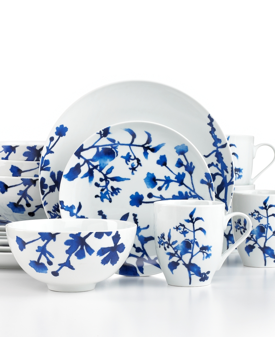 Oneida Dinnerware, Tranquility Blue 16 Piece Set   Casual Dinnerware