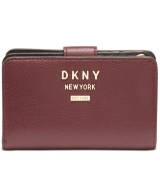 dkny carryall wallet