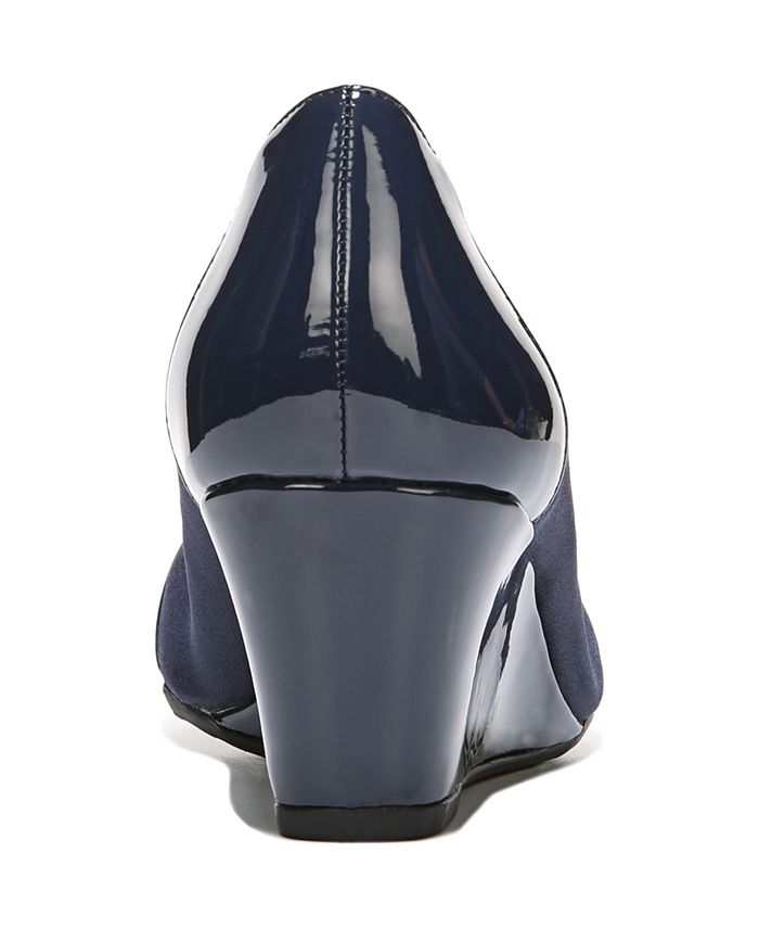 lifestride juliana stretch wedge heel