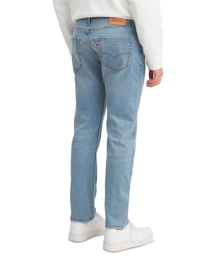 levi's all seasons tech