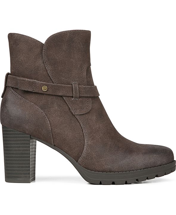 noela platform bootie