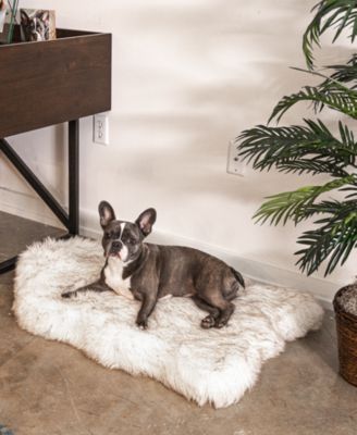 puprug faux fur