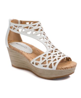 macys baretraps sandals