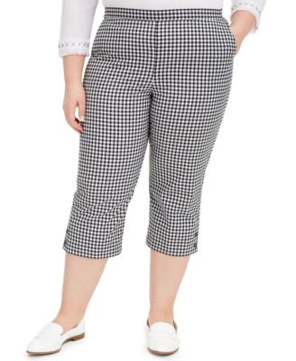 macys plus size capris