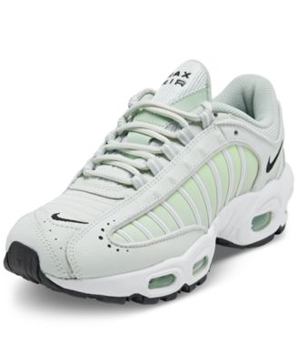 nike air max tailwind iv se review