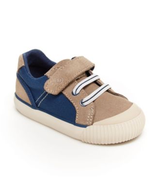 stride rite parker sneaker