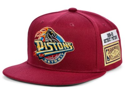 detroit pistons mitchell and ness snapback