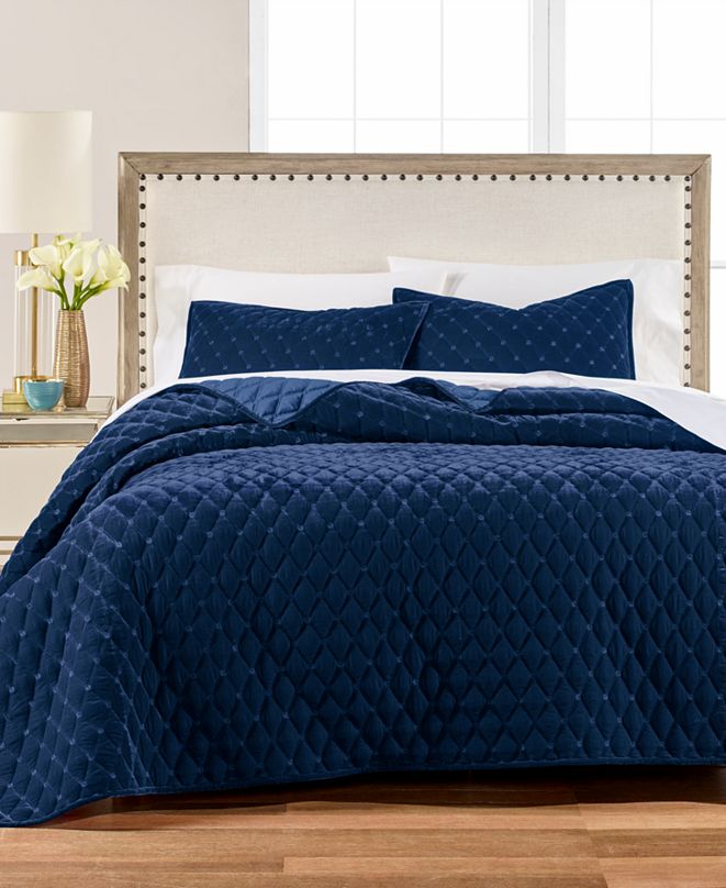 Martha Stewart Collection Diamond Tufted Velvet Full/Queen Quilt, Created for Macy's & Reviews
