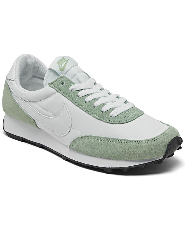 finish line nike daybreak