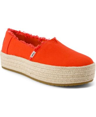 Женские слипоны-эспадрильи TOMS Valencia на платформе 15990₽