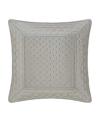 J Queen Нью-Йоркский Метрополитен, Геометрический обманщик, европейский