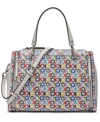 Фирменная сумка Calvin Klein Garnet с тремя отделениями на молнии сверху белого цвета