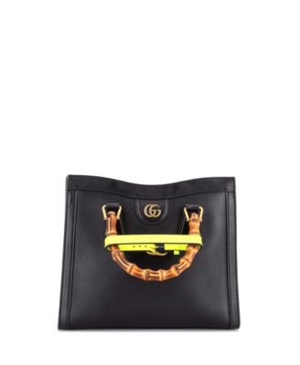 Бывшая в употреблении сумка-тоут Gucci Small Diana NM с бамбуковой ручкой из кожи черного цвета