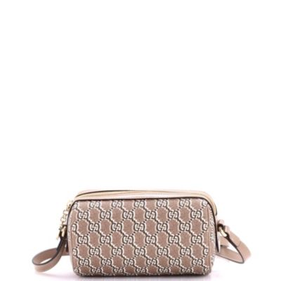 Бывшая в употреблении мини-цилиндрическая сумка через плечо Gucci GG Shadow Coated Canvas коричневого цвета