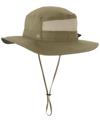 baseball cap with sunglass holder