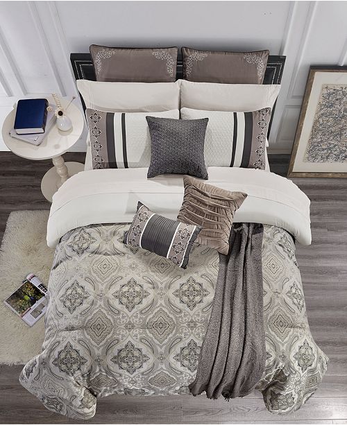 Hallmart Collectibles Closeout Nyomi 14 Pc Queen Comforter Set Reviews Bed In A Bag Bed Bath Macy S
