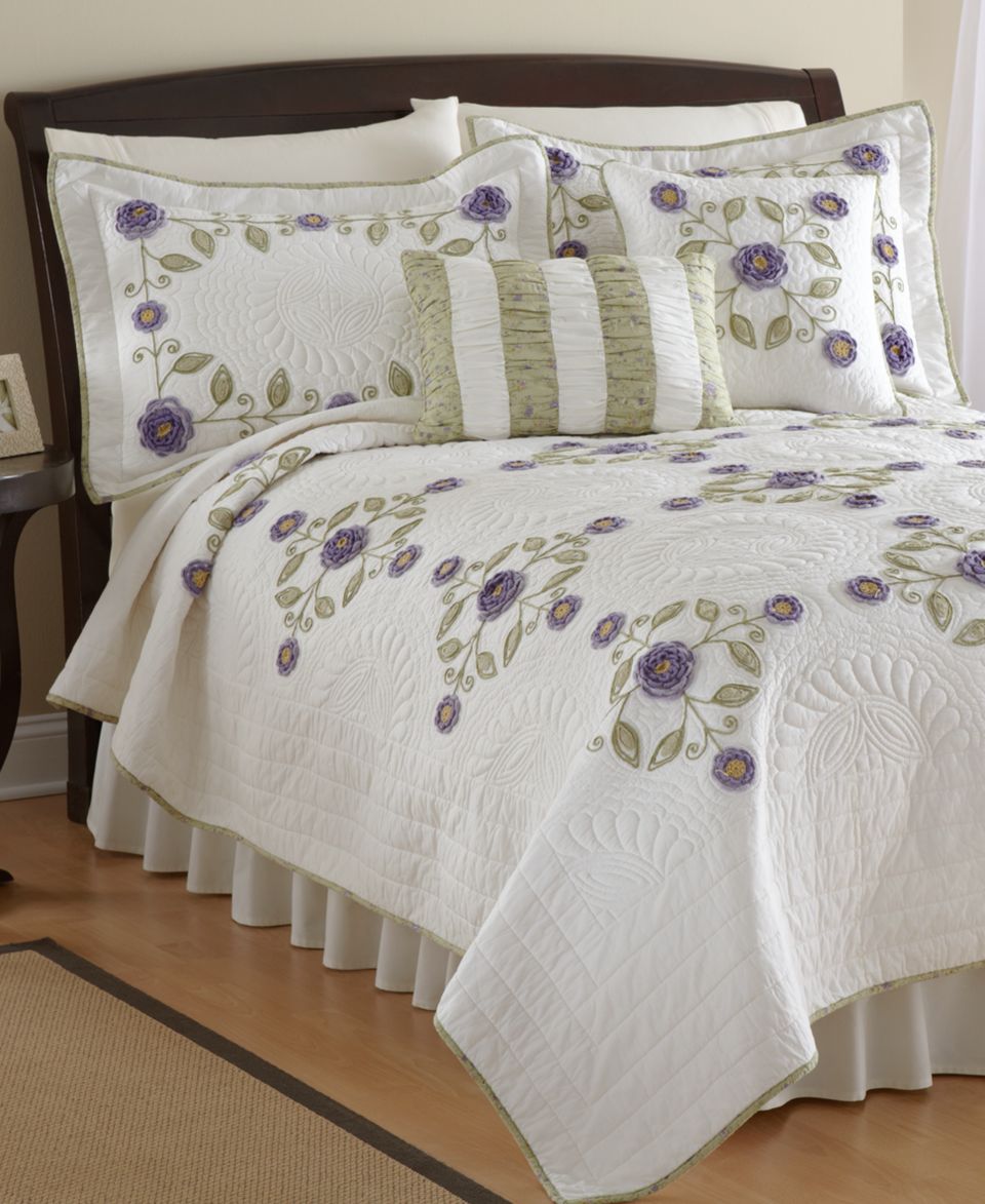 Martha Stewart Collection Bedding, Golden Joy Quilts