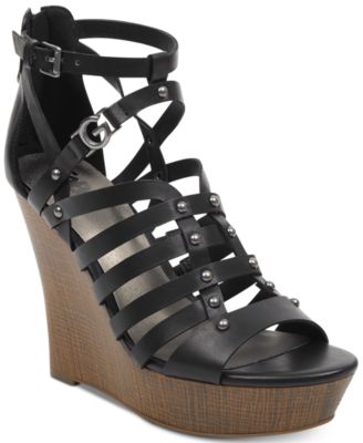 g by guess wedges