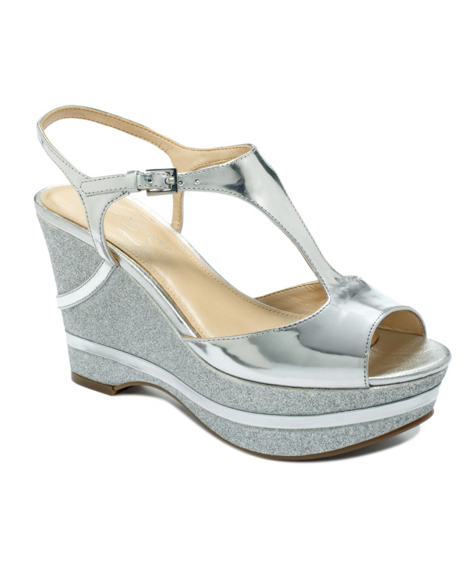 Live From the Red Carpet Shoes, E0011 Evening Platform Wedges