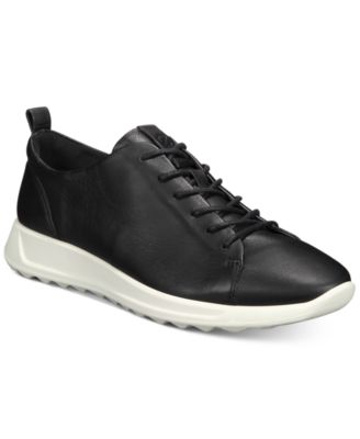 ecco black tennis shoes