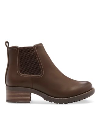 eastland jasmine chelsea boot