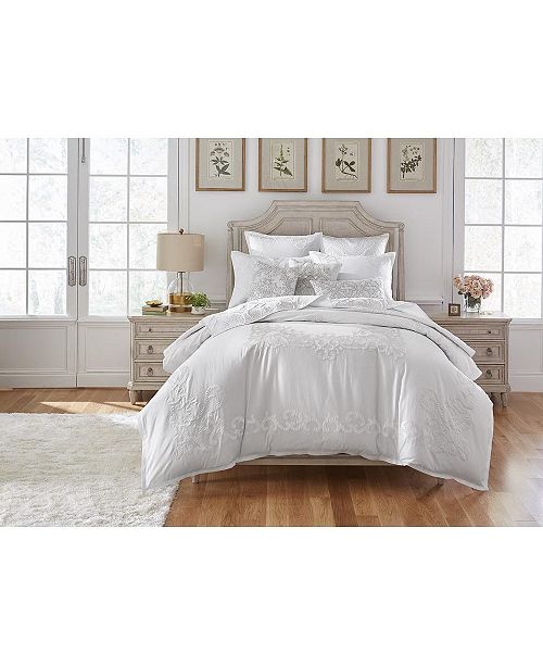 Furniture Chelsea Court Bedroom Furniture 3 Pc Set Queen Bed Nightstand Dresser Created For Macy S Reviews Furniture Macy S