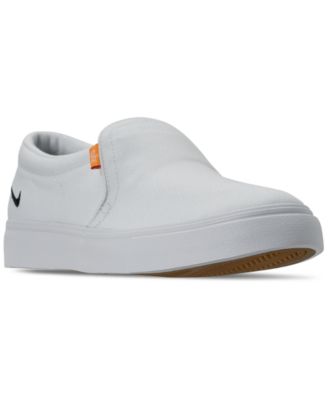 Court Royale AC Slip-On Casual Sneakers 