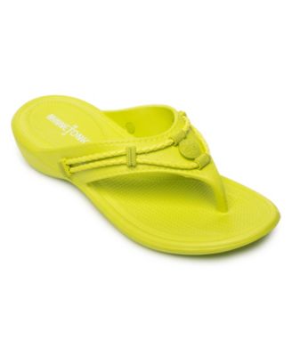 minnetonka silverthorne sandals
