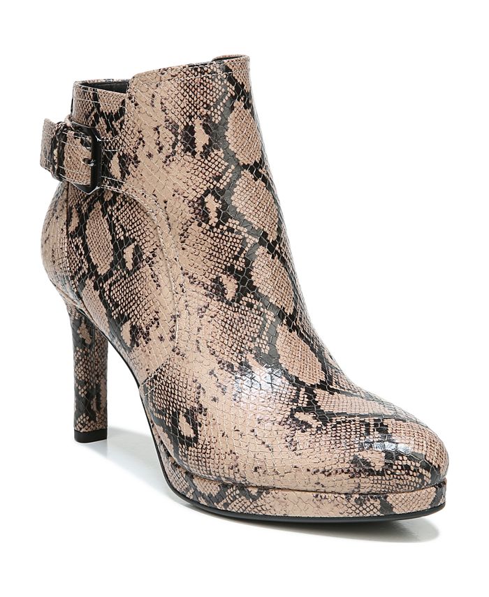 tatum bootie naturalizer