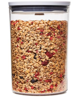 OXO Good Grips Средняя круглая канистра для хранения пищевых продуктов Pop