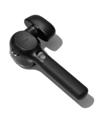 Консервный нож OXO с хорошими захватами и гладкими краями