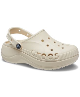 Женские сабо Baya на платформе Crocs от Finish Line 11990₽
