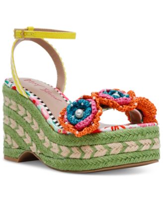 Женские босоножки на танкетке Marabela Macrame на платформе от Betsey Johnson 21890₽