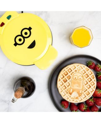 Вафельница Uncanny Brands Minions Kevin - Культовый миньон на ваших вафлях