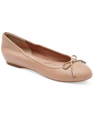 Total Motion Round-Toe Ballet Flats 