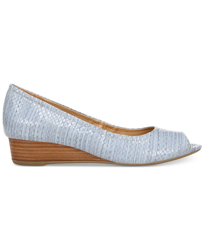 naturalizer peep toe flats