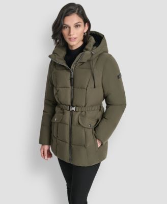 Женское пуховое пальто DKNY с поясом и капюшоном зеленого цвета