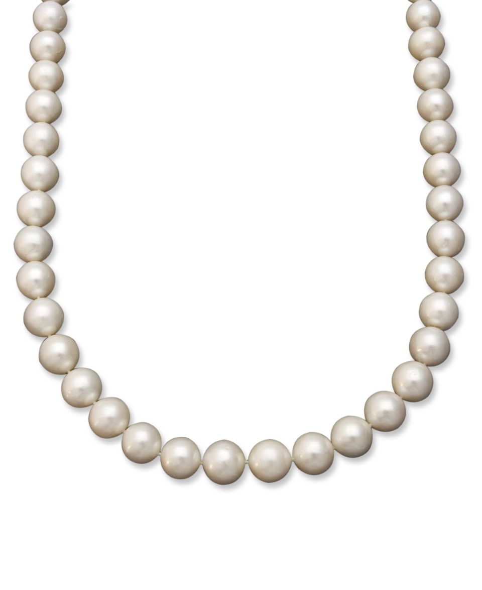 Pearl Necklace, 18 14k White Gold White Cultured South Sea Graduated