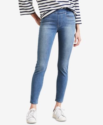 Levi's Skinny Perfectly Slimming Pull 
