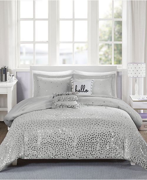 Intelligent Design Zoey Reversible 4 Pc Twin Twin Xl Comforter Set Reviews Bed In A Bag Bed Bath Macy S
