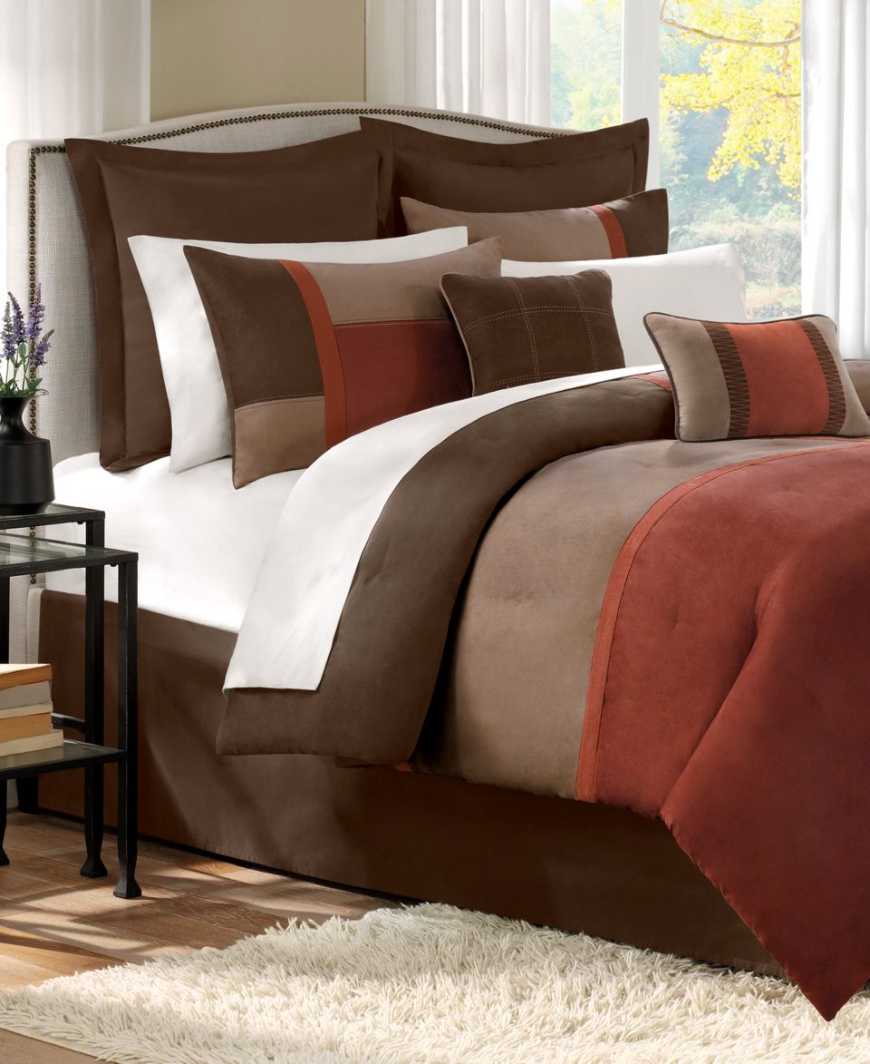 Olivia 12 Piece Queen Reversible Comforter Set   Bed in a Bag   Bed