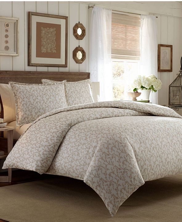 Laura Ashley Core Victoria Pastel Brown King Flannel Comforter Set Reviews Comforters Fashion Bed Bath Macy S Laura ashley believes bedding is the most important detail in the bedroom. macy s