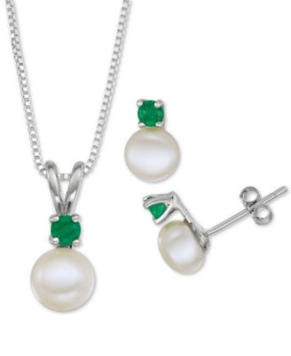 pearl and emerald necklace